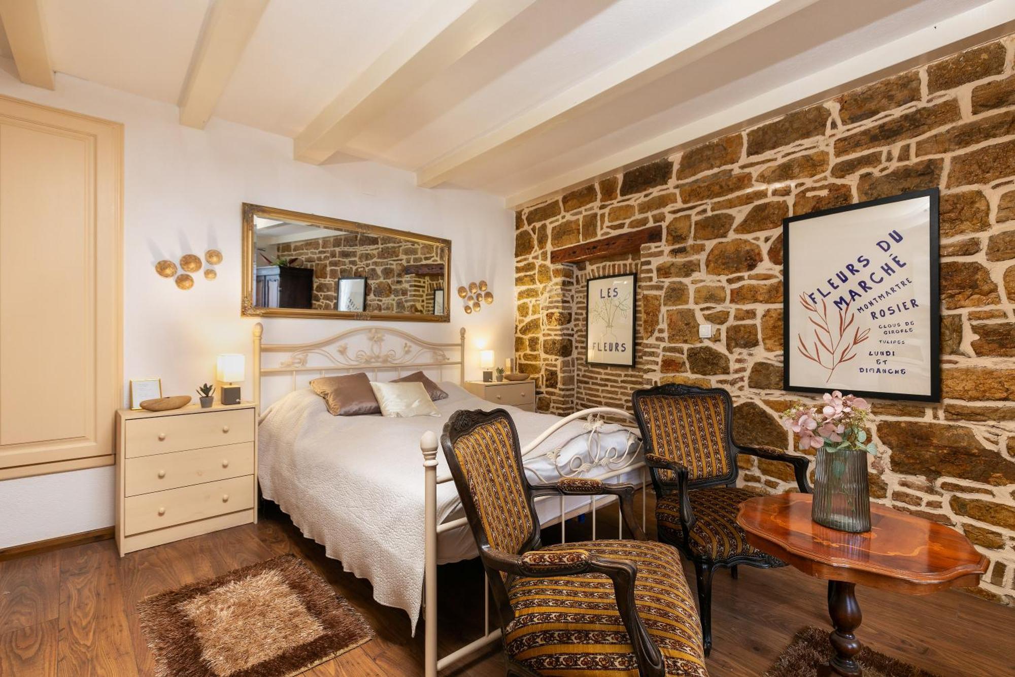 Duplex Apartment Camelia In Charming Old Town 罗维尼 外观 照片