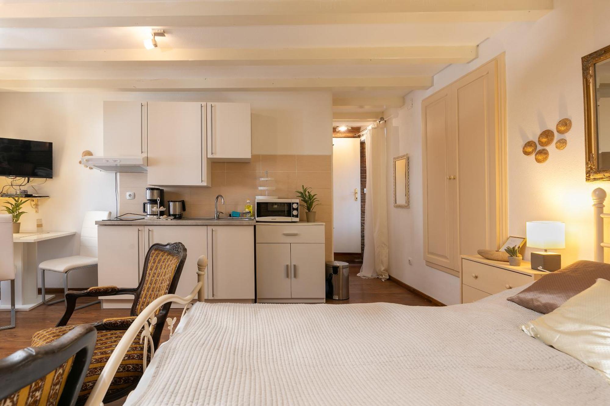 Duplex Apartment Camelia In Charming Old Town 罗维尼 外观 照片
